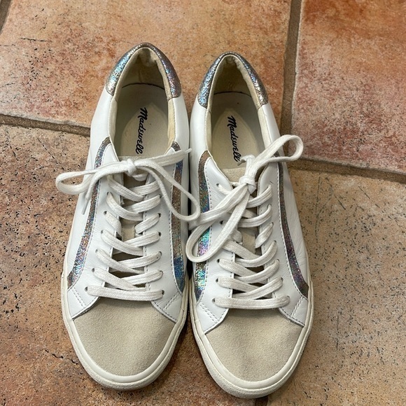 Madewell Shoes - Madewell sidewalk sneaker size 9.5